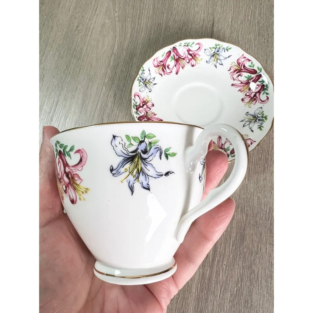 Colclough Bone China Tea Cup and Saucer Set Red Blue Lily Floral Made in England